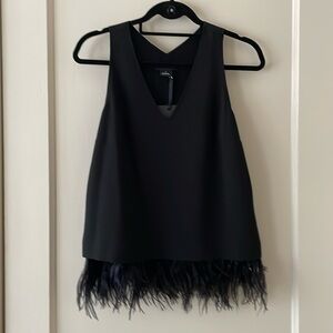 NWT Trouve Sleevless Shirt with Feathers Small